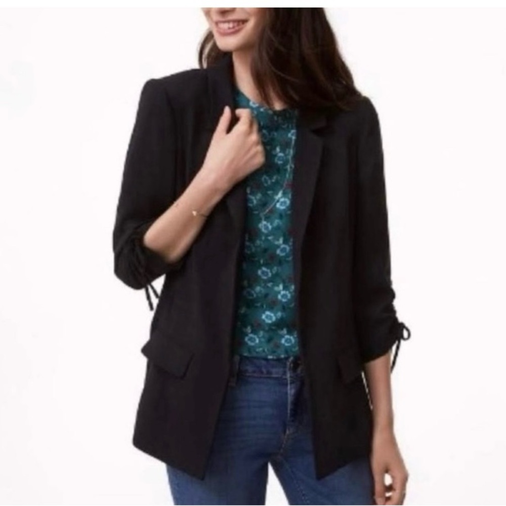 Black blazer - Picture 2 of 9